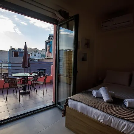 Central Stay Athens Aparthotel
