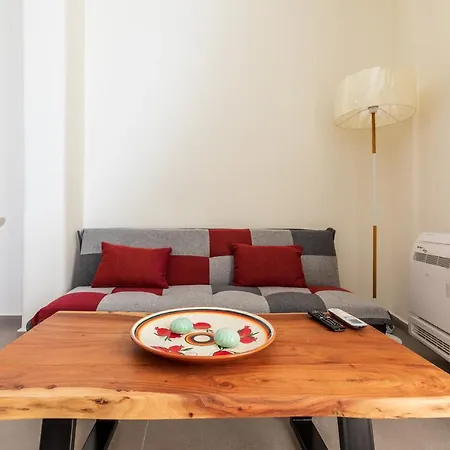 Central Stay Athens Aparthotel